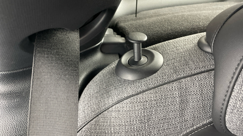 MINI Hatchback 135kW Cooper S Level 2 33kWh 3dr Auto Electric Hatchback